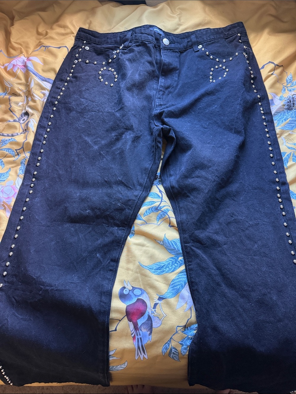 Men’s 38X32 black studded western bootcut jeans
